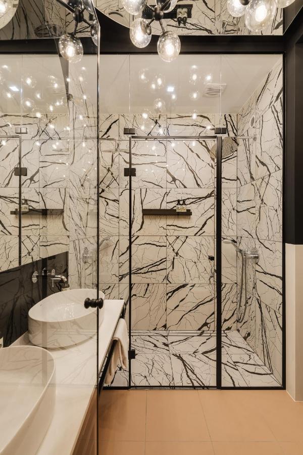 Apartament Larry Bird !! 93 M Z Sauną *